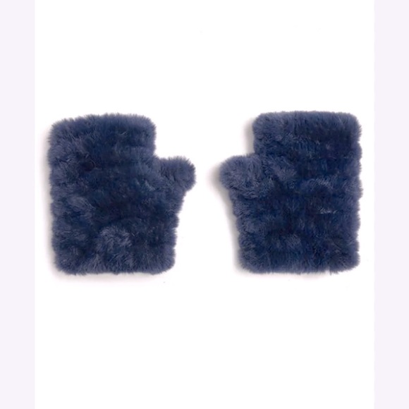 NWT Jocelyn The Mandy Mittens in Navy. Their Classic Style. Soft Cozy Stylish - Picture 1 of 4